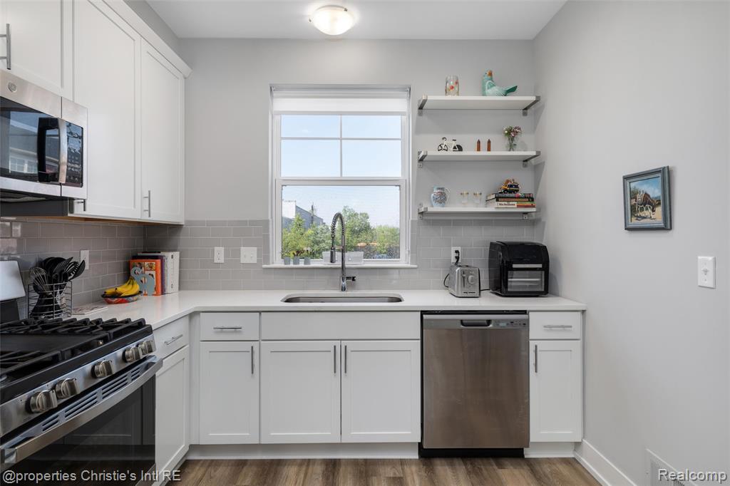 5151 Avery Property Photo 15