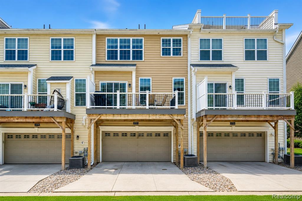 2777 Ashcombe Drive Property Photo 41