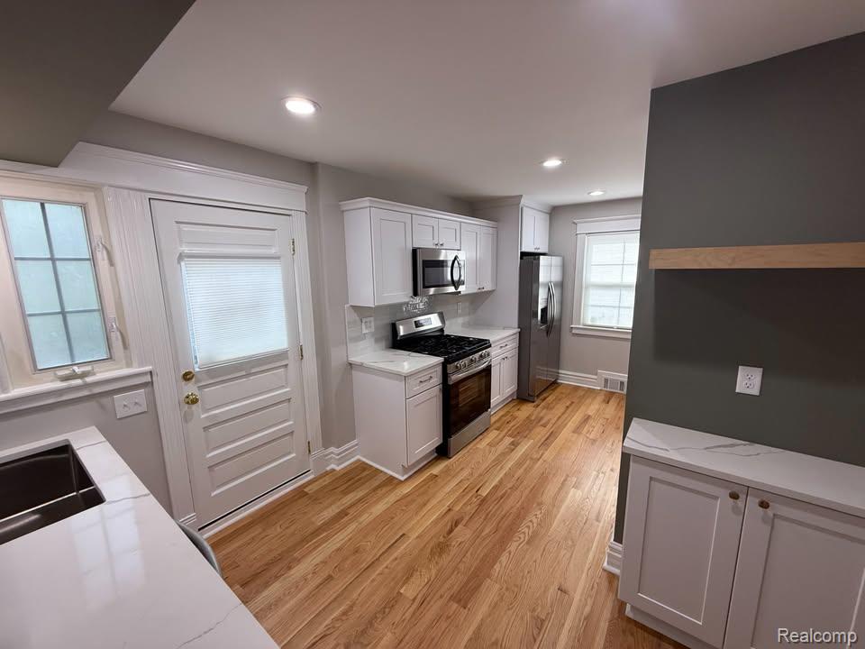 1684 Graefield Road Property Photo 19