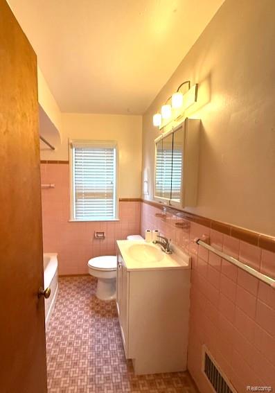 414 Moross Road Property Photo 10