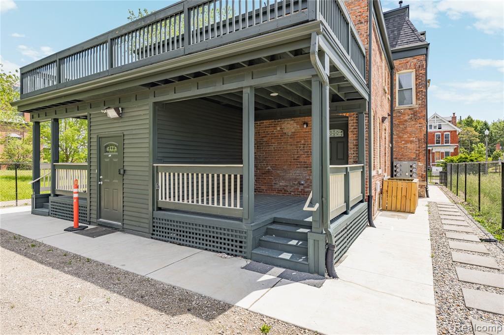269 Watson Street Property Photo 27