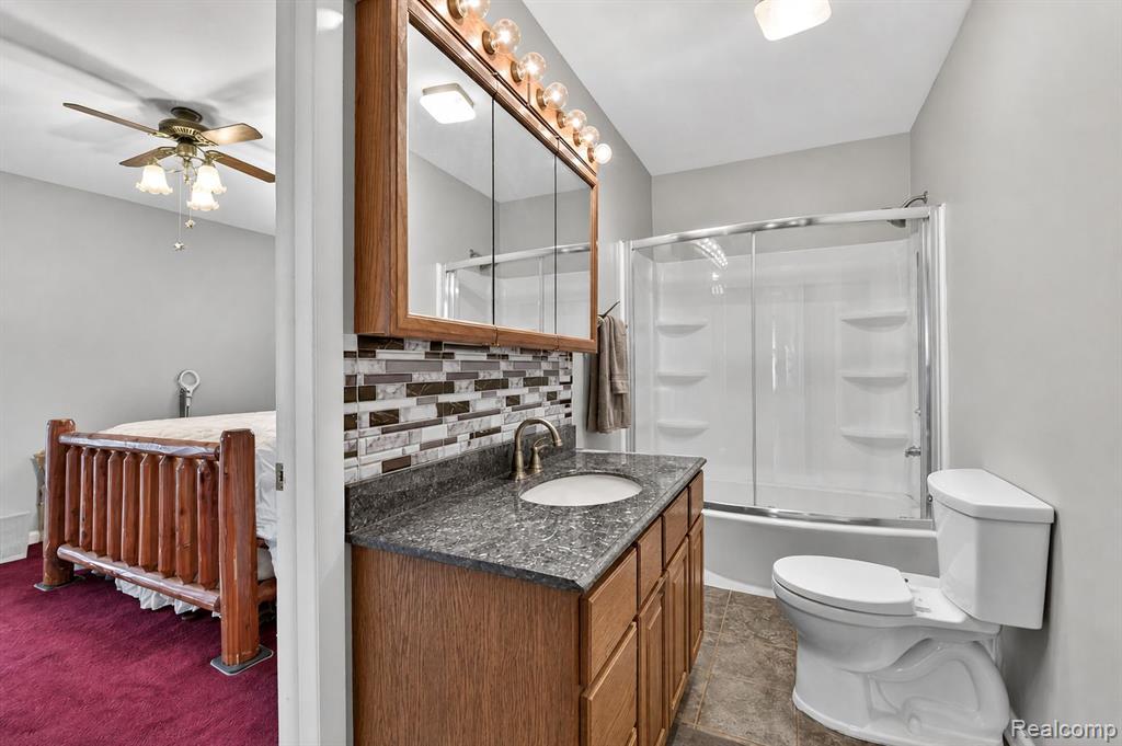 29886 Pointe Drive Property Photo 21
