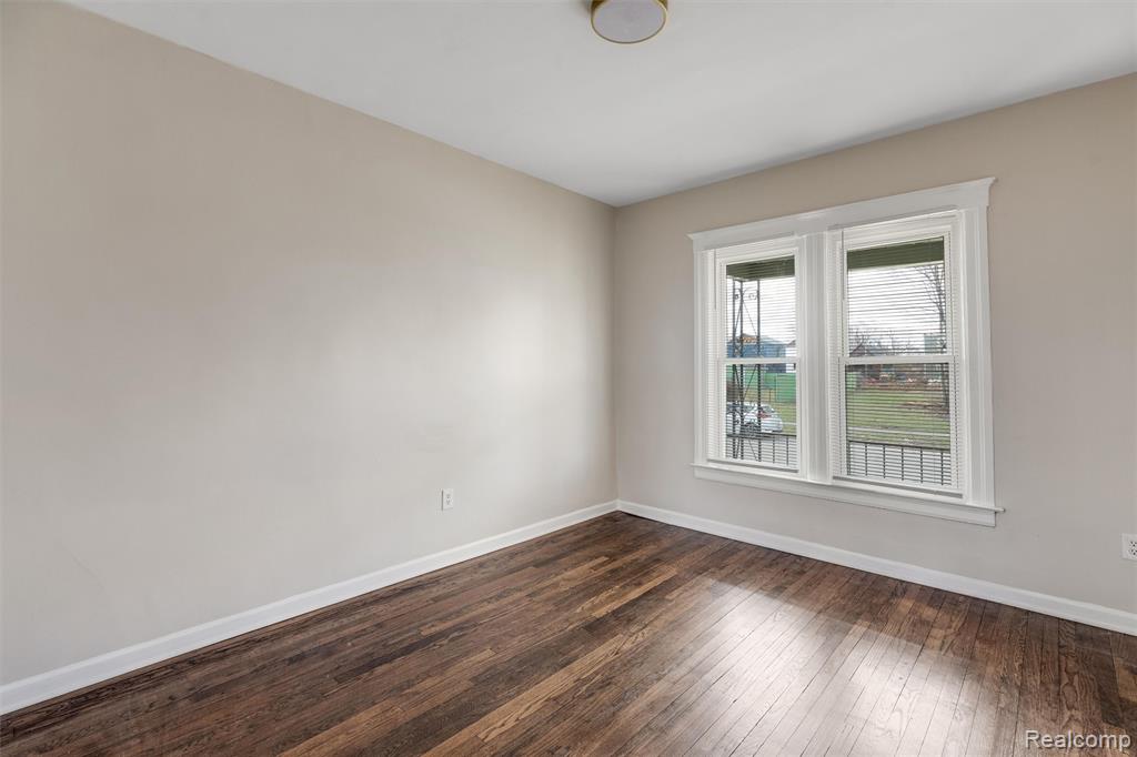 6182 15th Street Property Photo 3