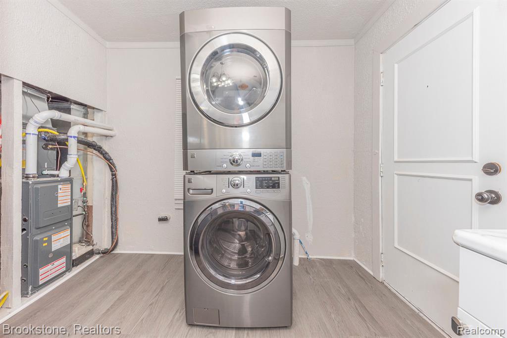 27620 Newcastle Street Property Photo 22