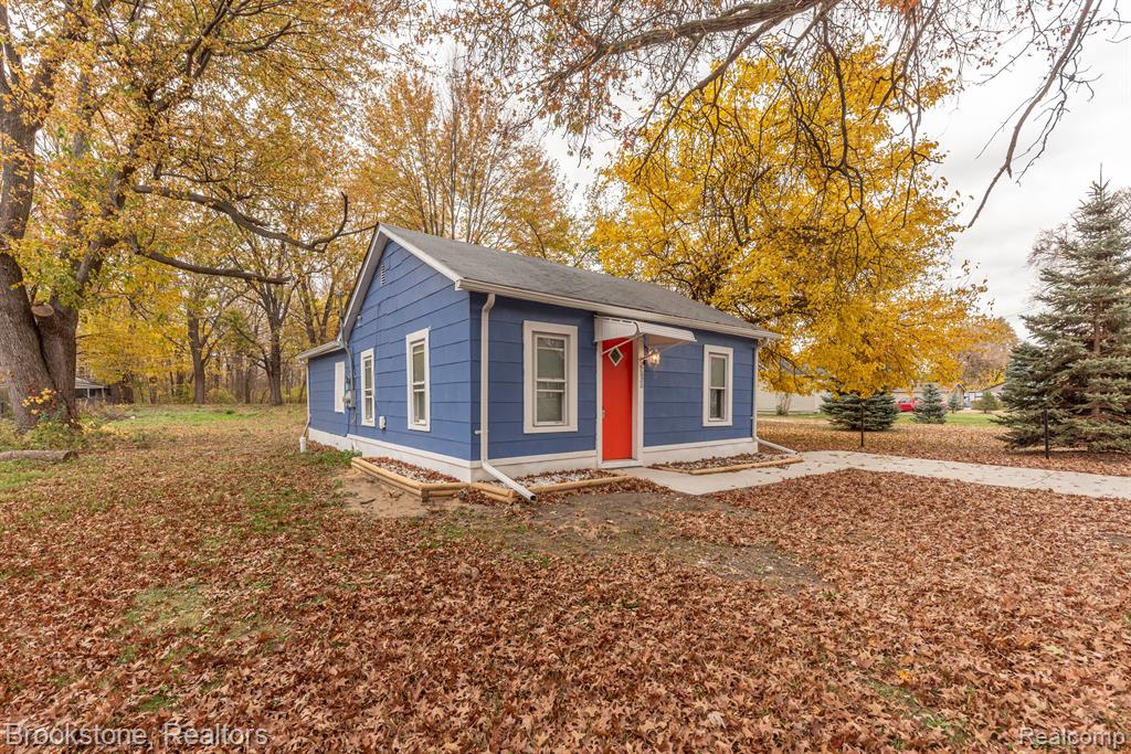 27620 Newcastle Street Property Photo 26