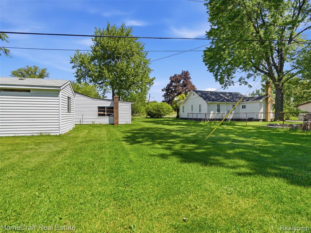 31245 Beverly Road Property Photo 2