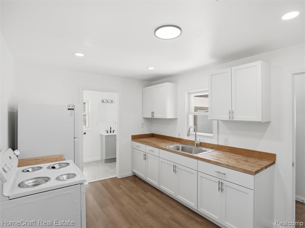 31245 Beverly Road Property Photo 8