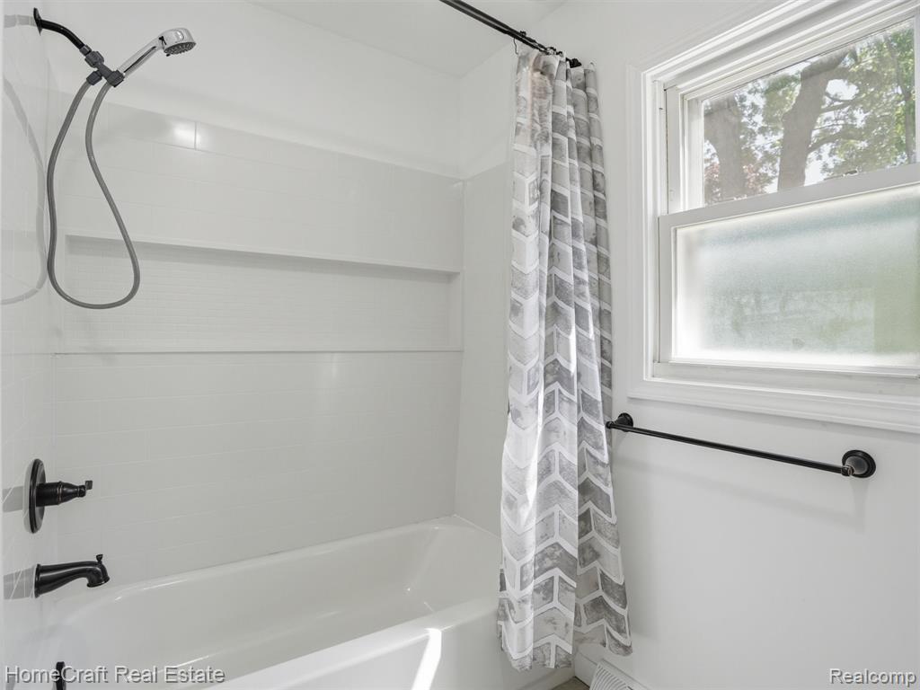 31245 Beverly Road Property Photo 12