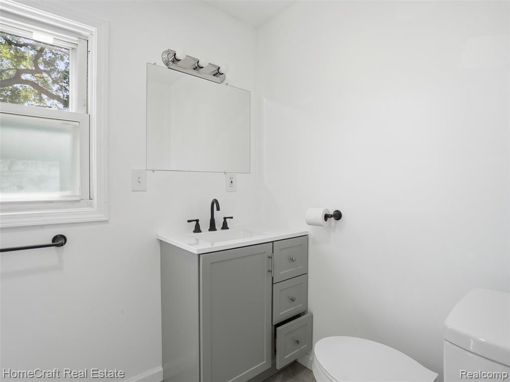 31245 Beverly Road Property Photo 13