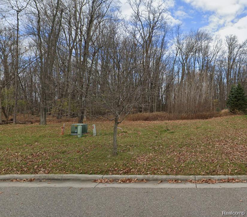 Unit 52 Edgewood Drive Property Photo 1