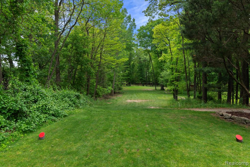 704 Webber Court Property Photo 9
