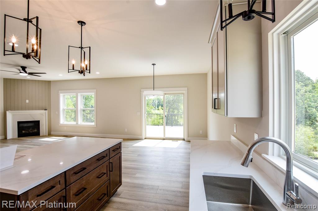 4570 Stillmeadow Property Photo 11