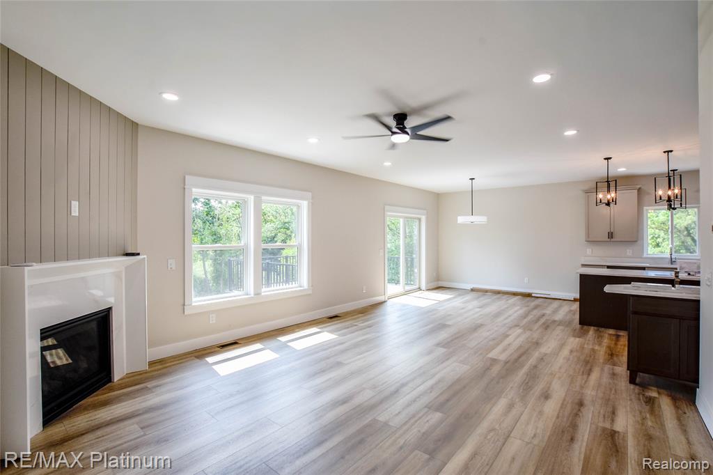 4570 Stillmeadow Property Photo 14