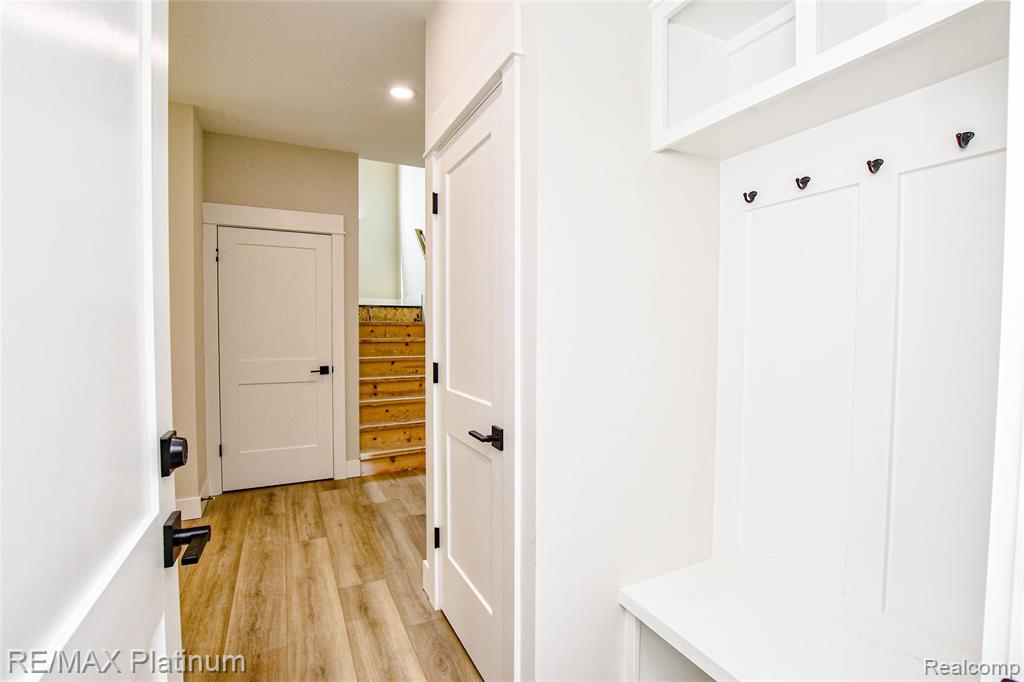 4570 Stillmeadow Property Photo 28