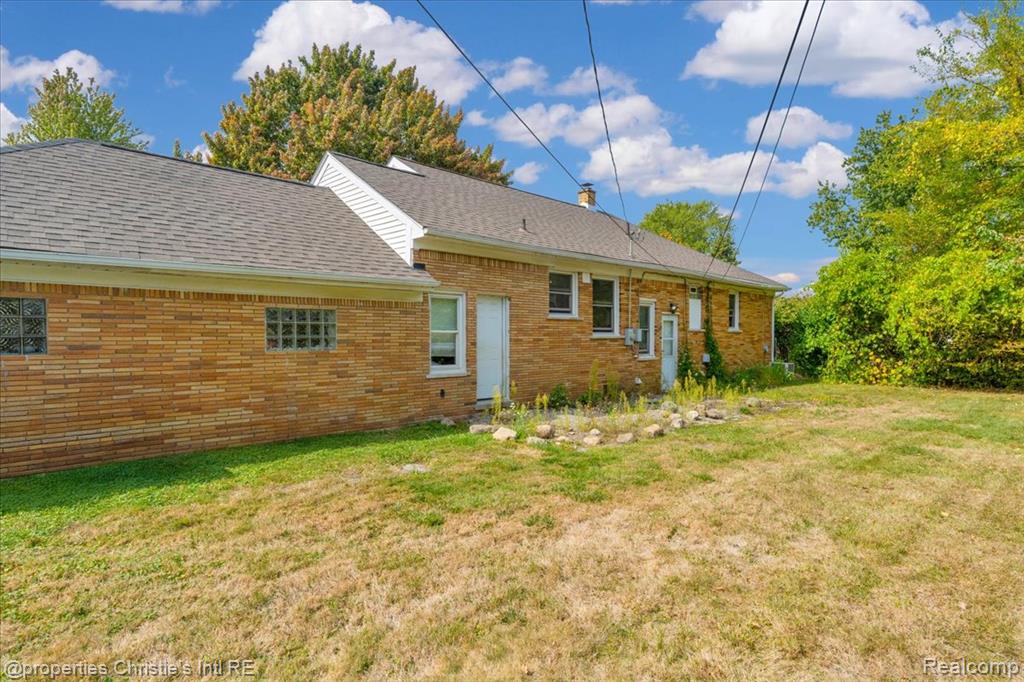 27524 Gail Drive Property Photo 23