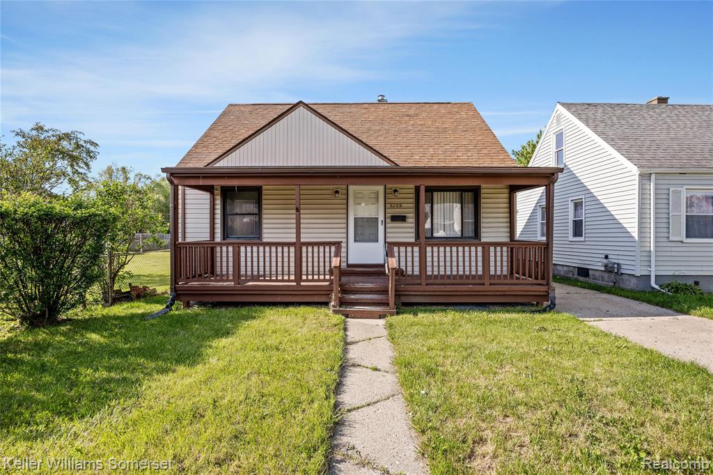 8289 Ford Avenue Property Photo 1