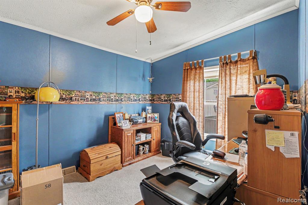 326 Basket Br Property Photo 4