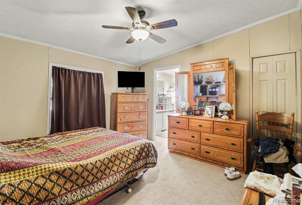 326 Basket Br Property Photo 7