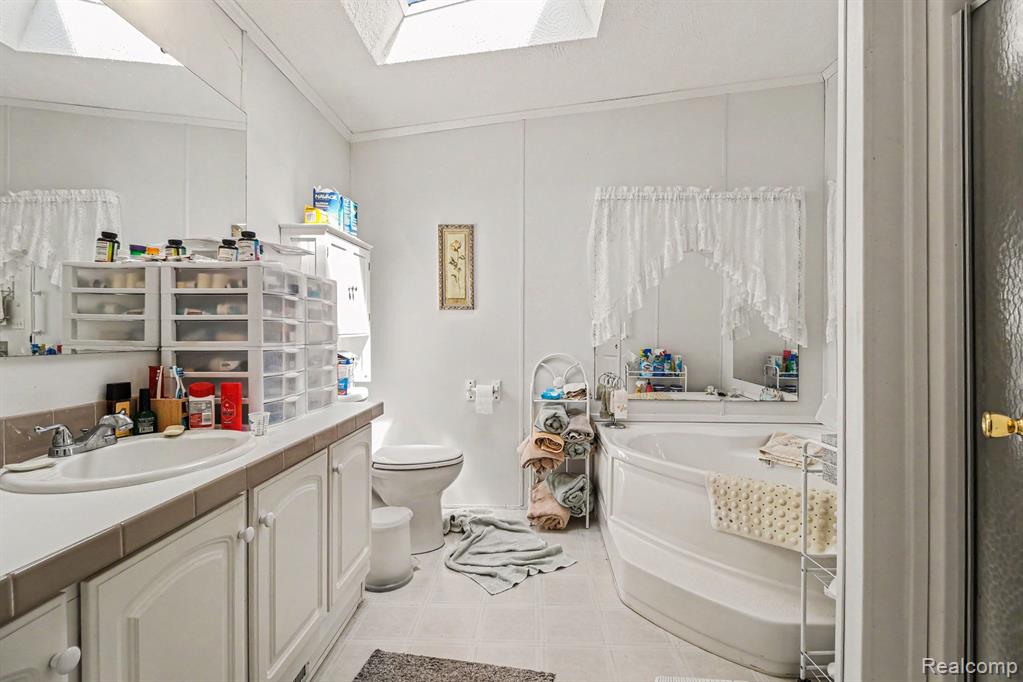 326 Basket Br Property Photo 8