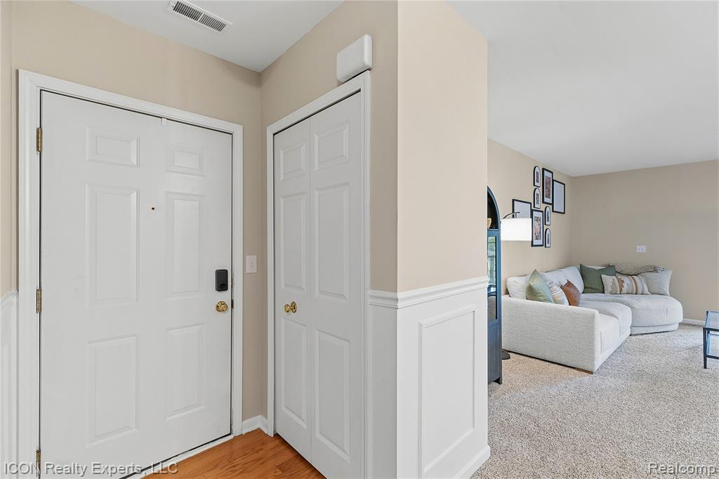1173 Joyce Lane Property Photo 3