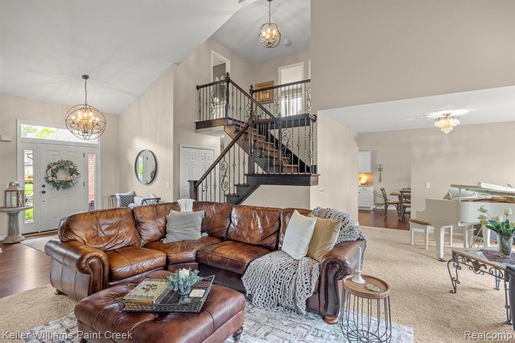14092 Middlebury Property Photo 3