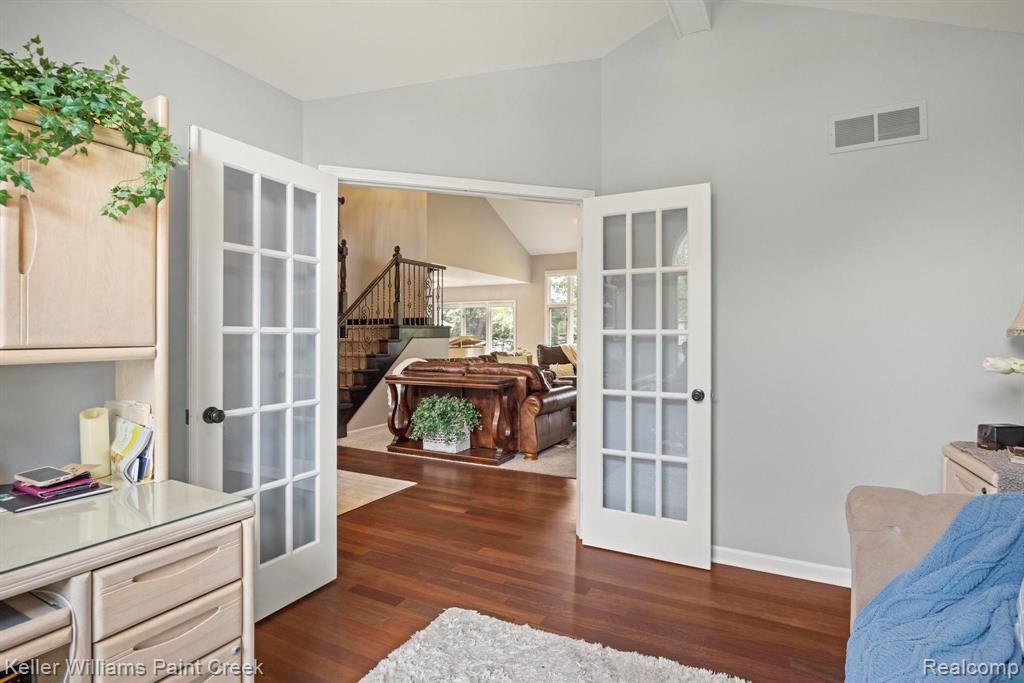 14092 Middlebury Property Photo 11