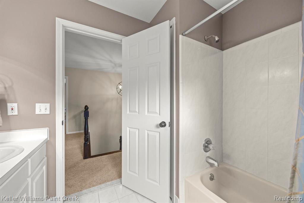14092 Middlebury Property Photo 28
