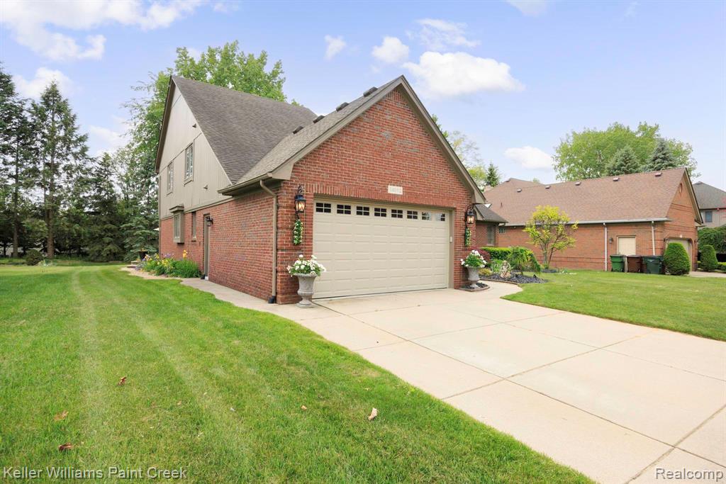 14092 Middlebury Property Photo 40