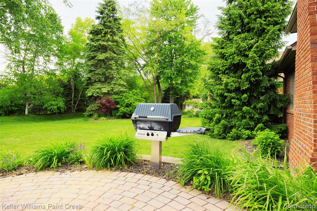 14092 Middlebury Property Photo 44