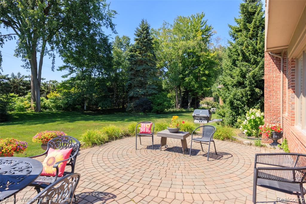 14092 Middlebury Property Photo 48