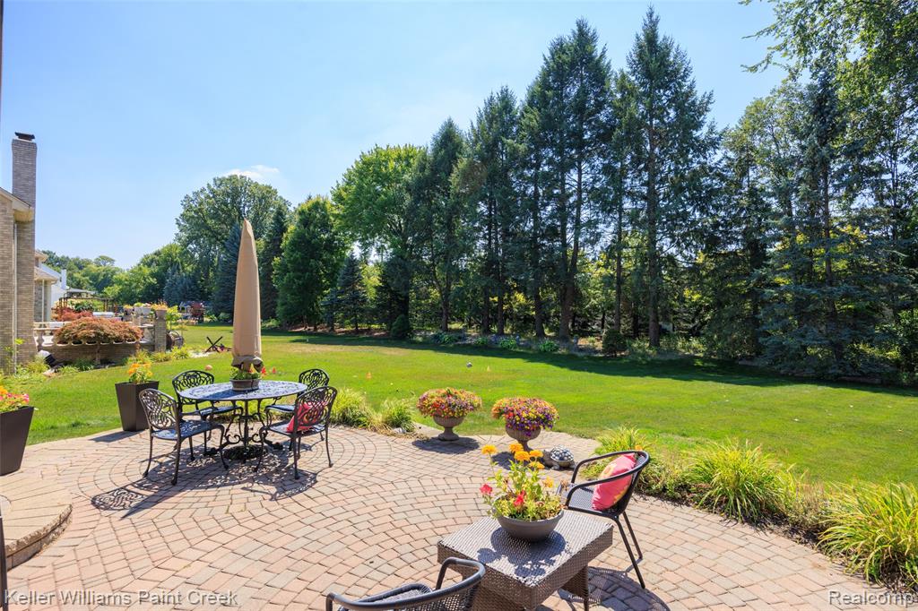 14092 Middlebury Property Photo 49