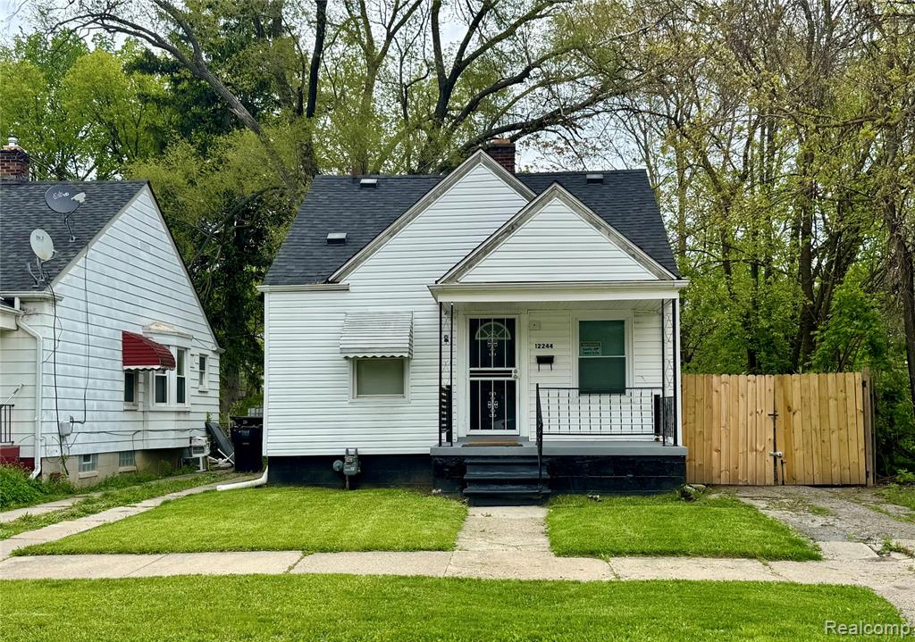 12244 Woodmont Avenue Property Photo 1