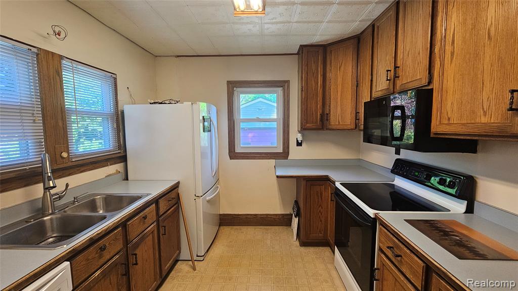211 Starr Avenue Property Photo 7