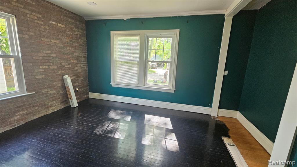 211 Starr Avenue Property Photo 16
