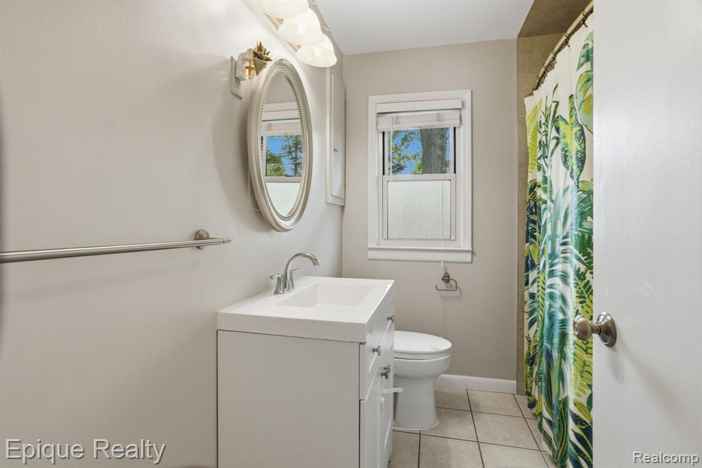 29087 Howard Avenue Property Photo 15