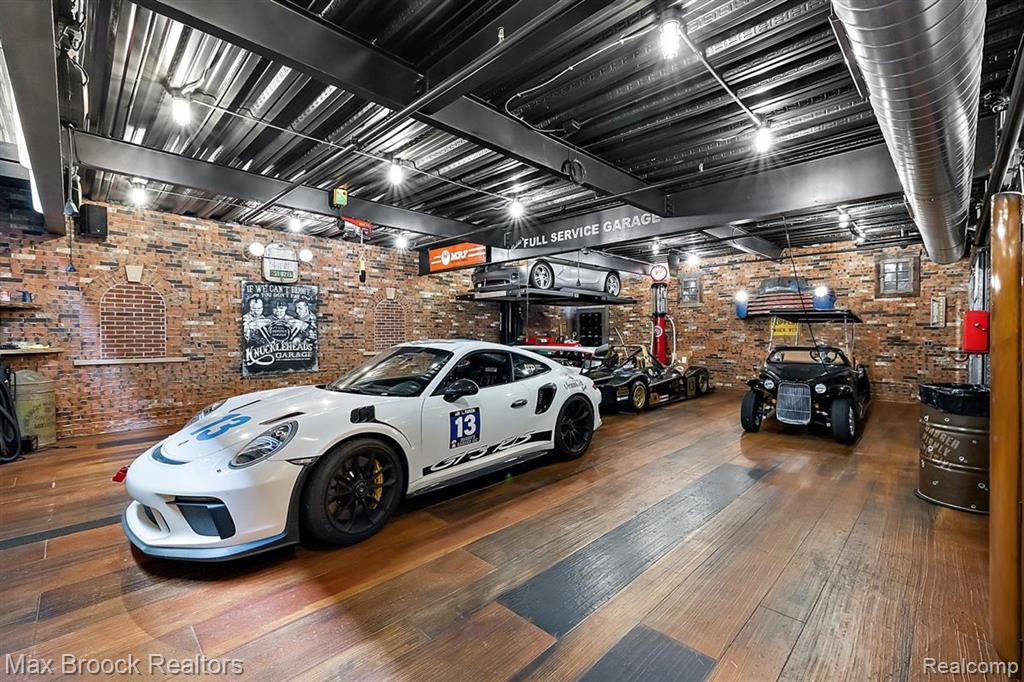 148 Pit Lane Property Photo 24