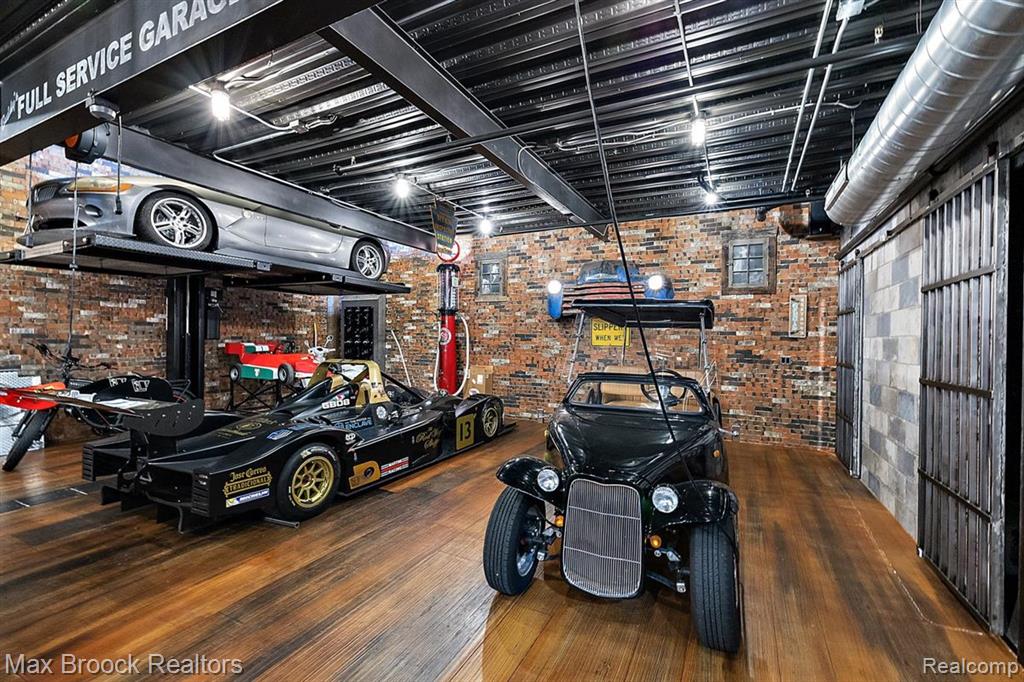 148 Pit Lane Property Photo 27