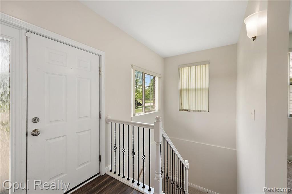 23934 Meadows Avenue Property Photo 7