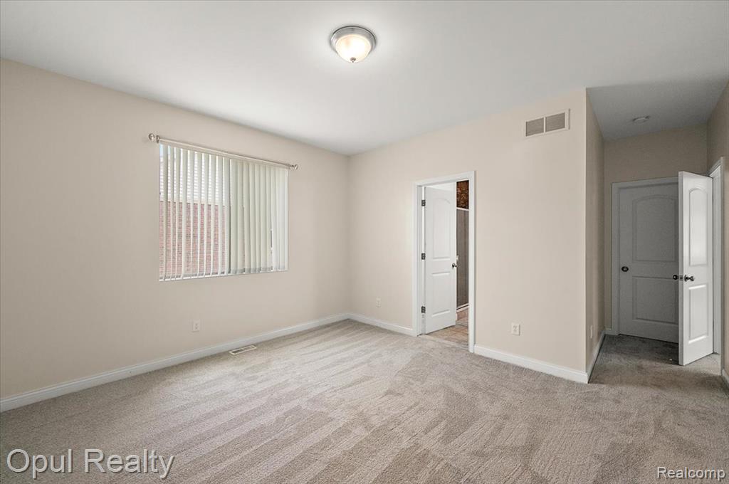 23934 Meadows Avenue Property Photo 22