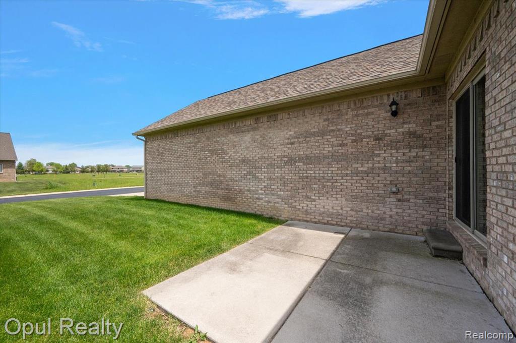 23934 Meadows Avenue Property Photo 41