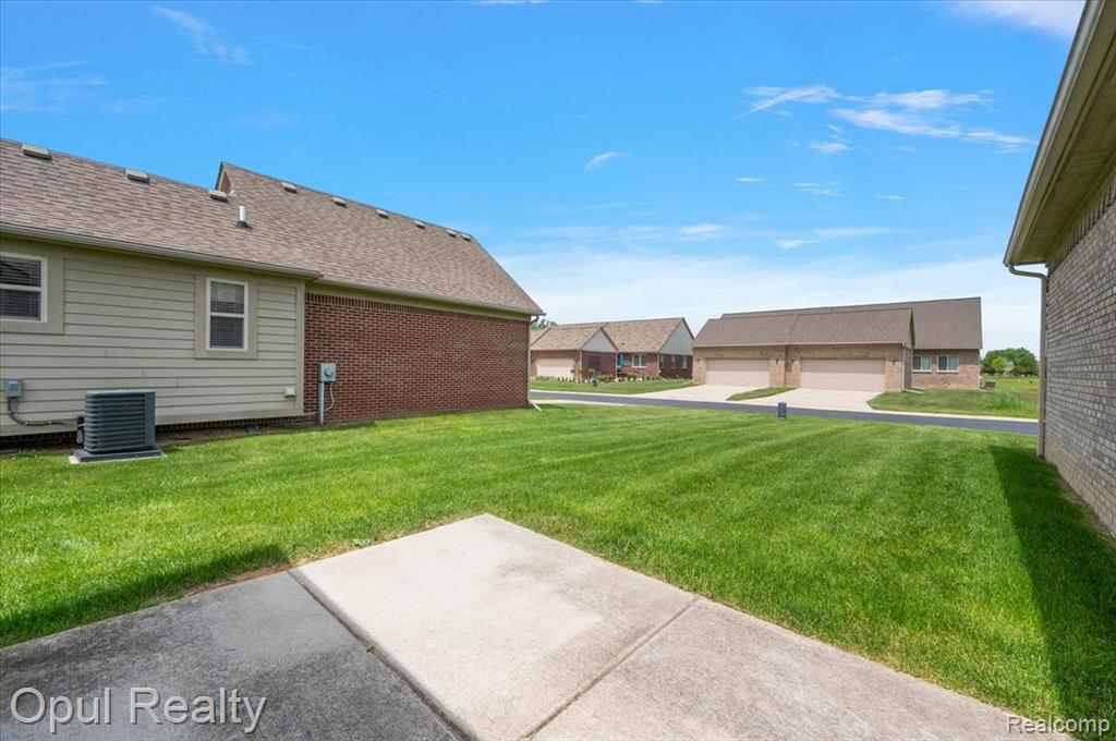 23934 Meadows Avenue Property Photo 42