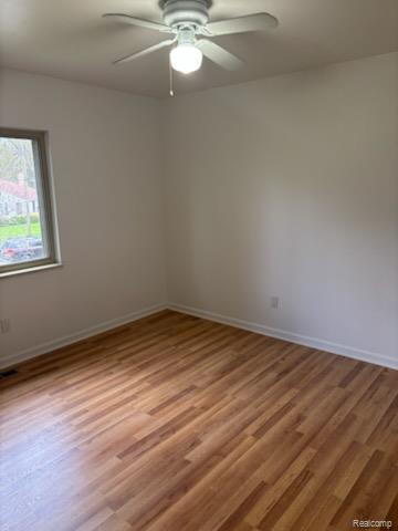 759 Geneva Property Photo 36