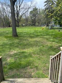 759 Geneva Property Photo 37