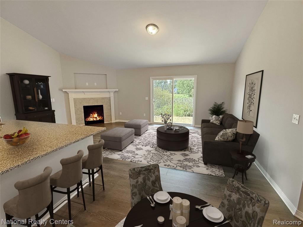 305 Devonshire Drive Property Photo 17