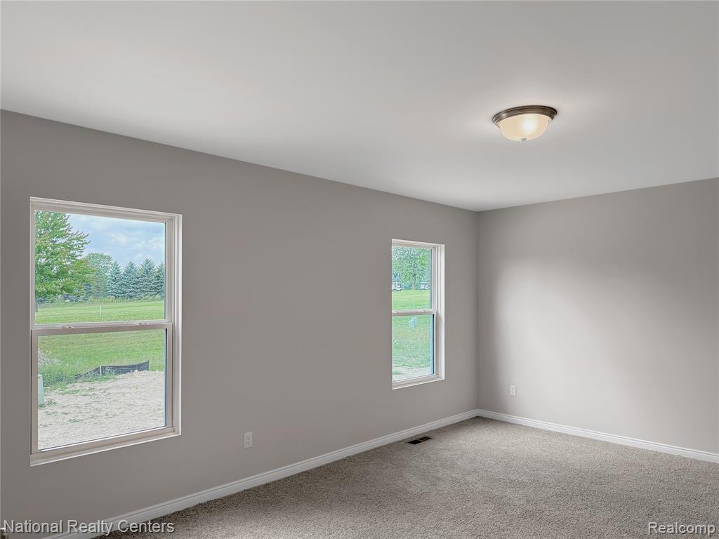 305 Devonshire Drive Property Photo 20