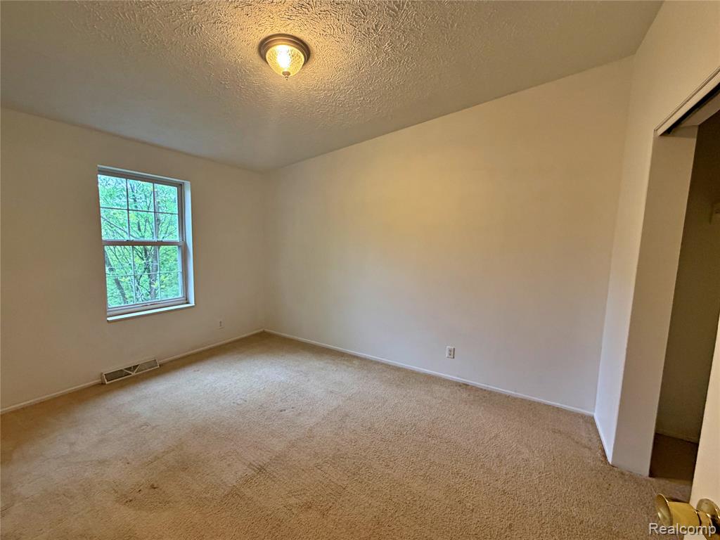 2801 Lackie Road Property Photo 12