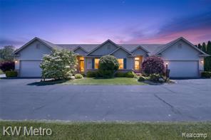 717 Koreys Circle Property Photo 1