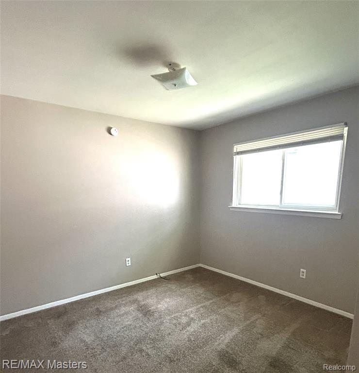 4210 Hazel Avenue Property Photo 6