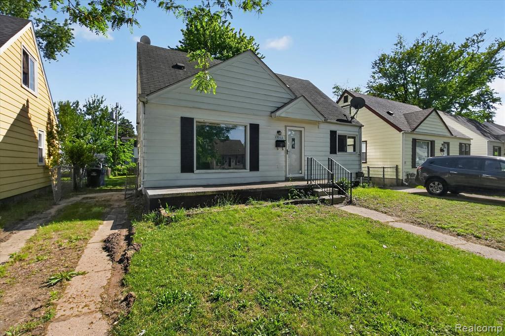 33953 Glover Street Property Photo 2