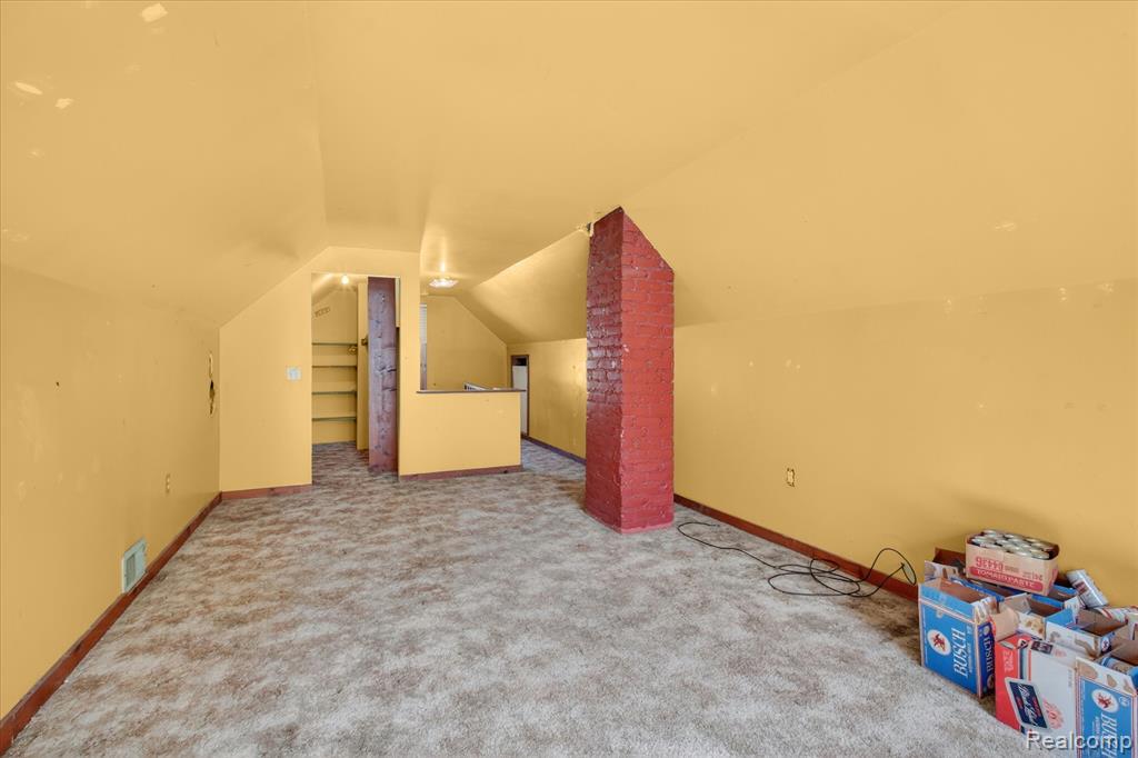 33953 Glover Street Property Photo 24